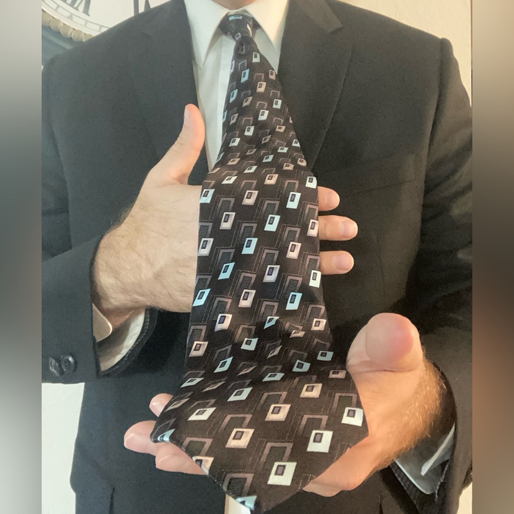 Geometric Patterned Tie in Black and Blue